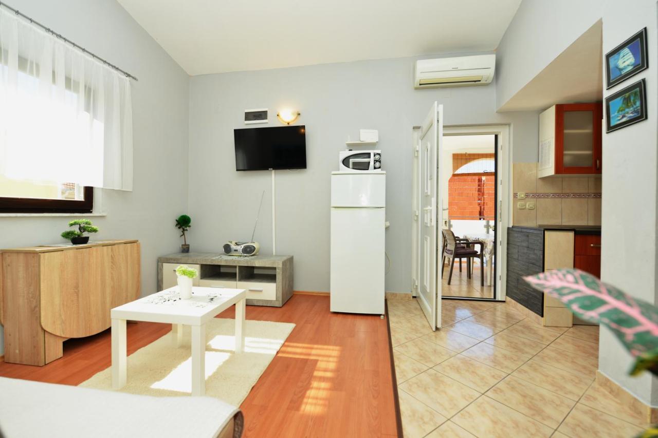 Apartment Lavender Vir Exterior foto